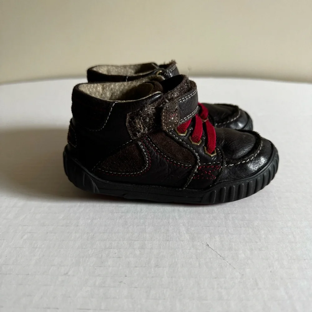 Stride Rite Boots SRT Quest Infant/Toddler Walking Shoes Brown